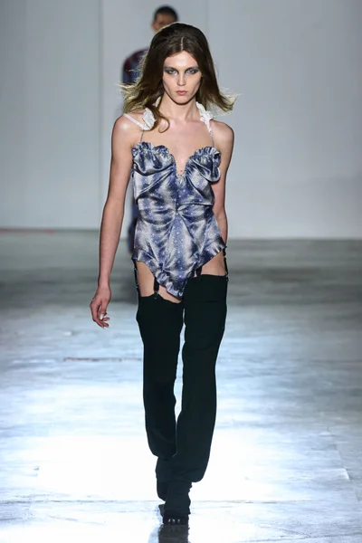 Look 35